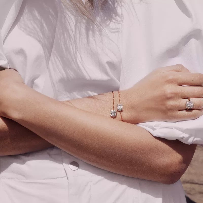 0.3 carat Gold Diamond Wristband for women, elegant and suit as a birthday gift