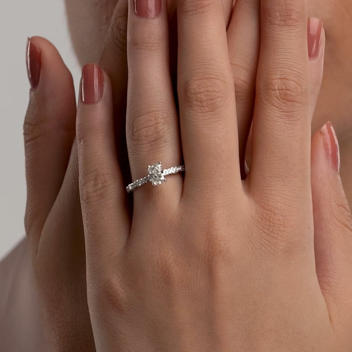 1 carat radiant cut solitaire engagement ring in 14k white gold