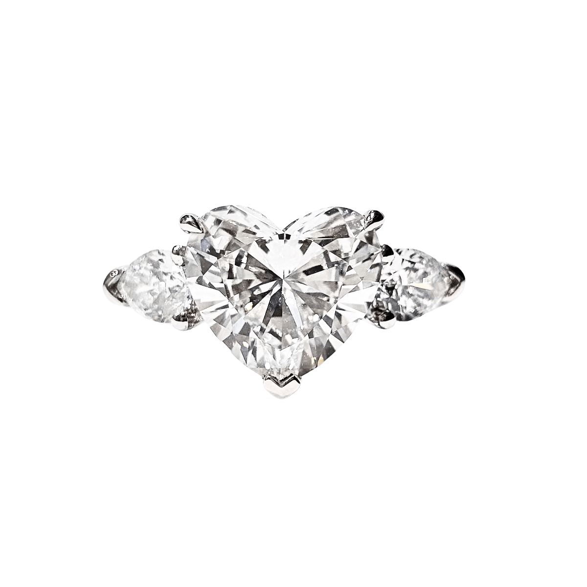 heart shape 1 carat Lab Grown Diamond engagement Ring, suitable for anniversaries or daily wear