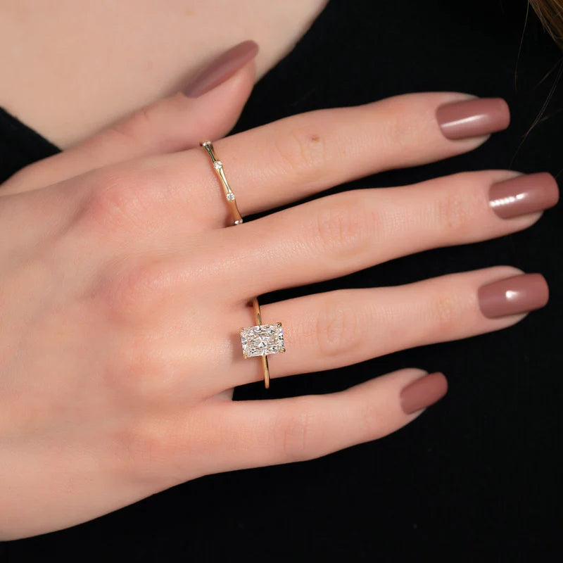 Classic Radiant Cut Diamond Ring(1.0ct.) In 14k