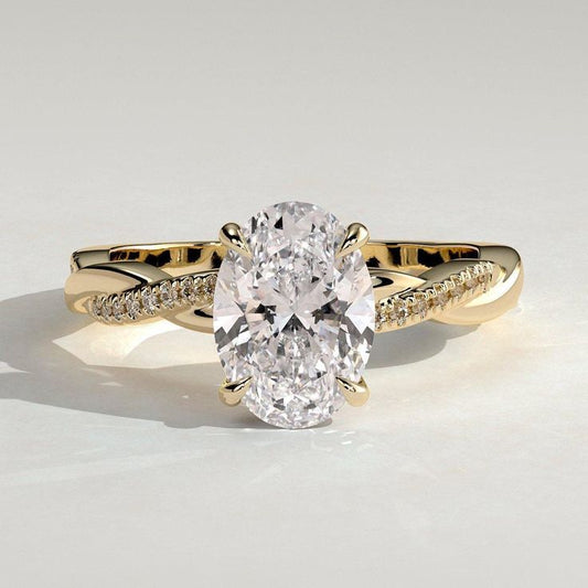 Lab-Grown Diamond vs. Moissanite: How to Choose the Stone That Feels Right for Your Love Story