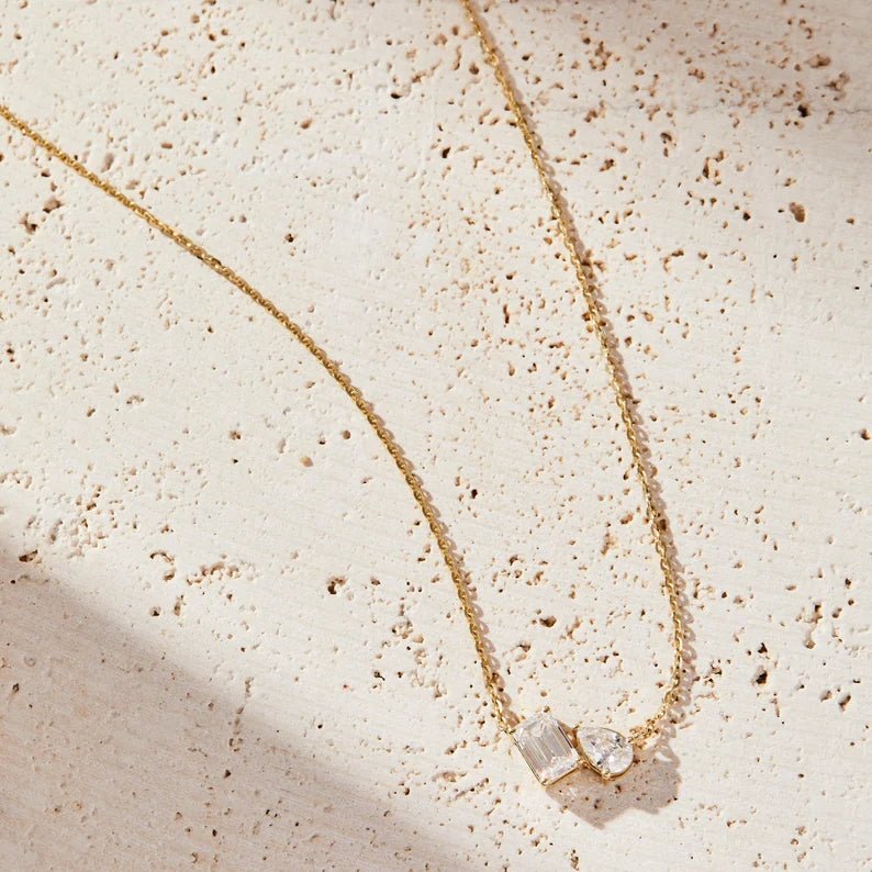 Toi_et_Moi lab grown diamond necklace, suit for anniversaries or friends gift