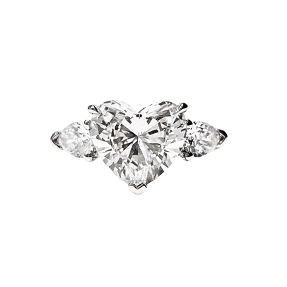 heart shape 1 carat Lab Grown Diamond engagement Ring, suitable for anniversaries or daily wear
