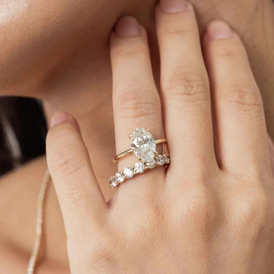 Oval Diamond Hidden Halo Ring(1.0ct.) In 14K Yellow Gold