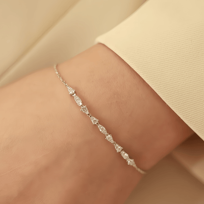 0.43 carat round brilliant Lab Grown Diamond Bracelet set In Silver for modern women