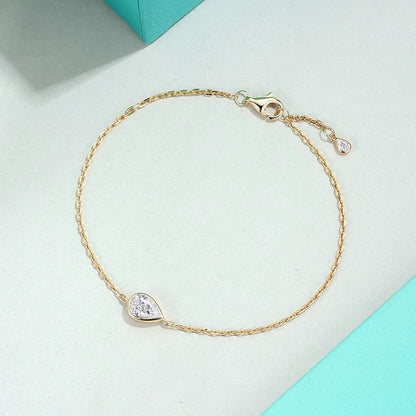 0.5ct. pear shape lab grown diamond bracelet, suit for a gift to lovers