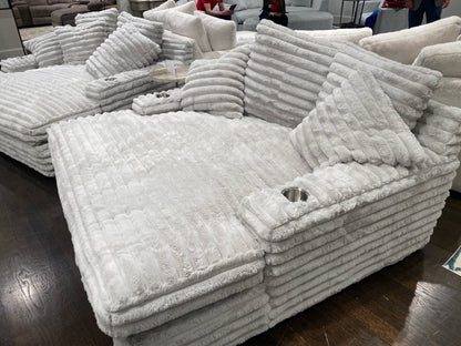 Nestle Chaise Lounge With Dual Cupholders And Charging Ports